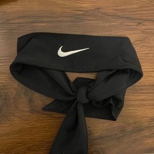 Nike headband